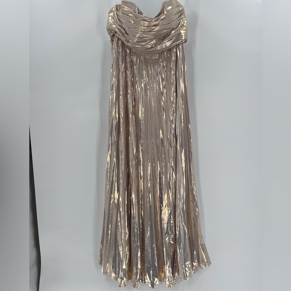 Amazon dress pleated size 8 shimmering metallic lamé fabric - Picture 3 of 9
